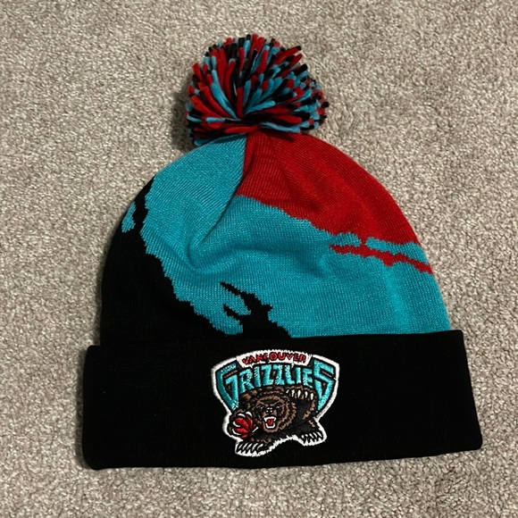 Mitchell & Ness Other - Vancouver Grizzlies stocking hat NWOT